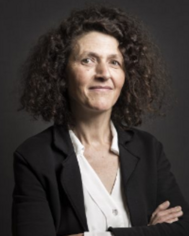 Porträt von Sylvia Küng
